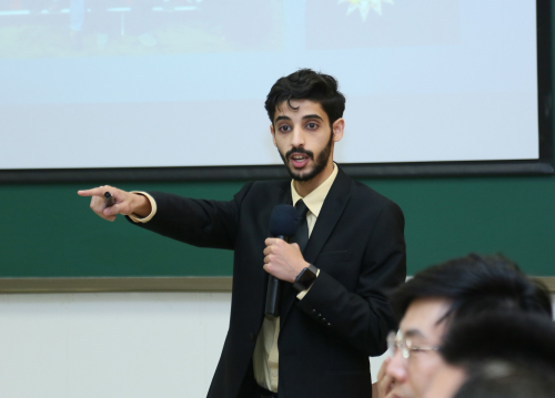 1542087644426055150.jpg 5.同学发言.jpg